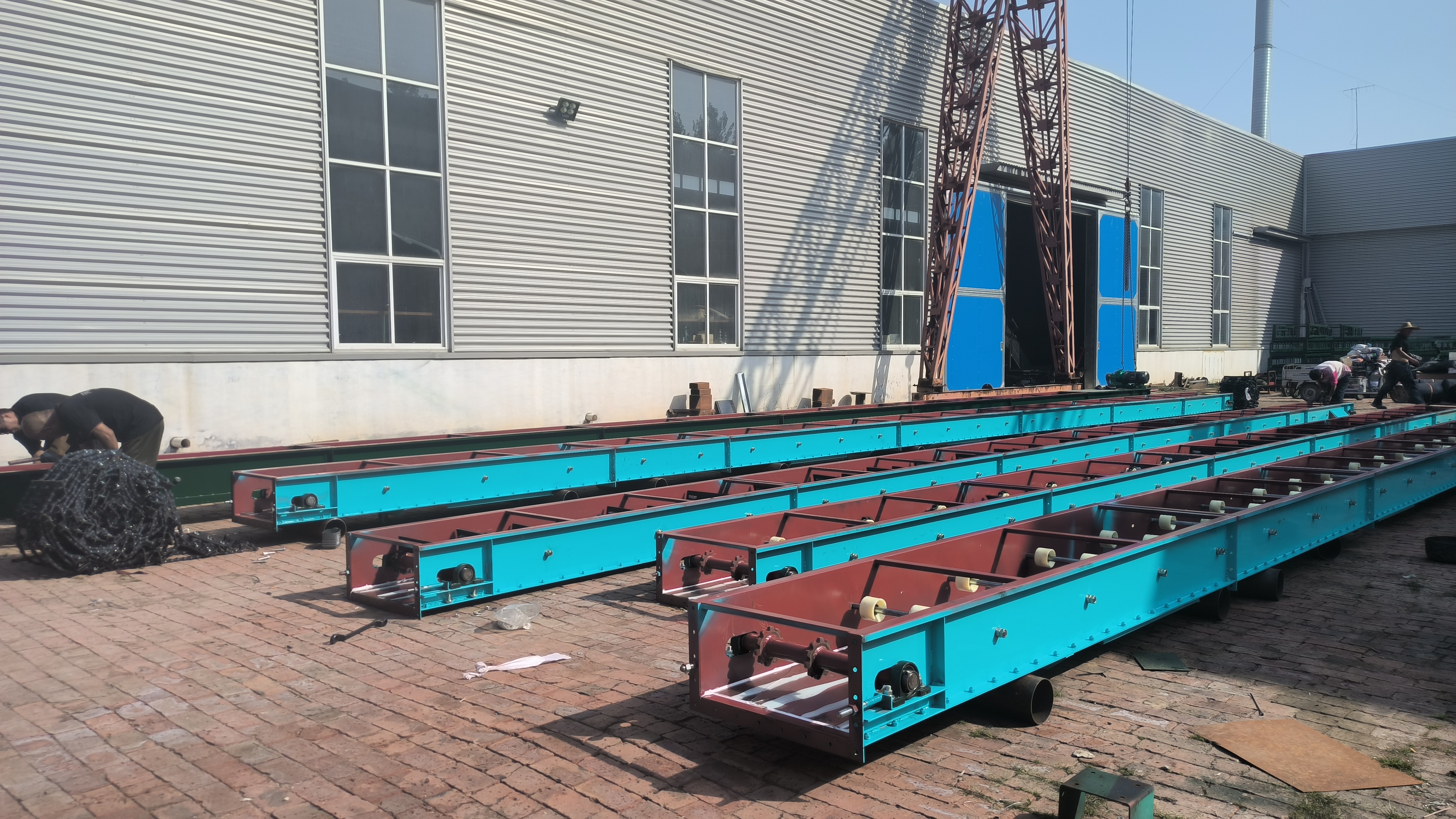 刮板输送机图片